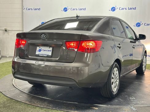 Used 2011 Kia Forte EX image 3