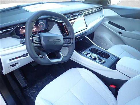 New 2026 Jeep Cherokee Laredo image 9