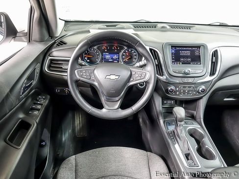 Used 2023 Chevrolet Equinox LT image 12
