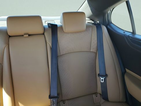 Used 2019 Lexus ES 350 w/ Premium Package image 14