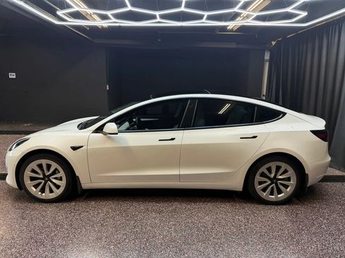 Used 2022 Tesla Model 3 Long Range AWD/4WD image 5
