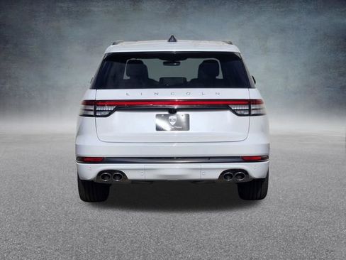 New 2026 Lincoln Aviator Reserve w/ Jet Appearance Package AWD/4WD image 6
