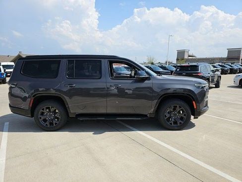 New 2026 Jeep Grand Wagoneer 4WD image 7