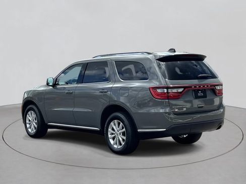 Used 2021 Dodge Durango SXT AWD/4WD image 3