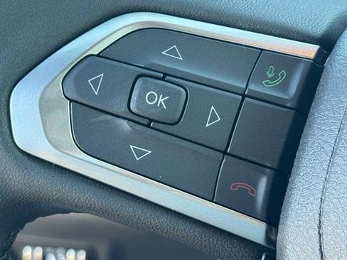 New 2026 Jeep Compass Latitude AWD/4WD image 15