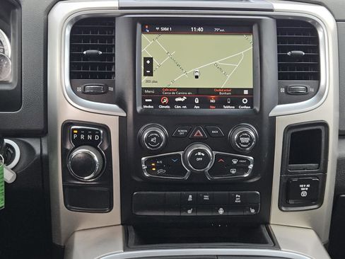 Used 2020 RAM 1500 Classic SLT w/ Luxury Group RWD image 13