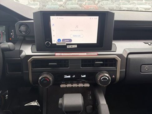 New 2026 Toyota Tacoma SR5 AWD/4WD image 32