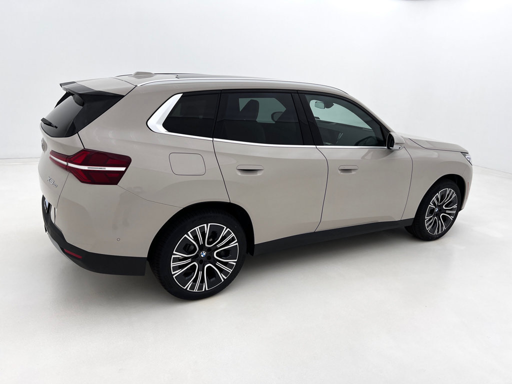 New 2026 BMW X3 xDrive30i w/ Premium Package AWD/4WD image 4