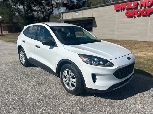 Used 2021 Ford Escape S image 6