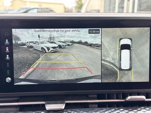 Used 2023 Kia Carnival SX Prestige image 30