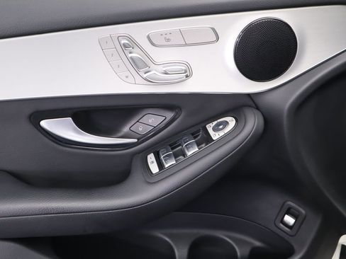 Certified 2022 Mercedes-Benz GLC 300 image 23