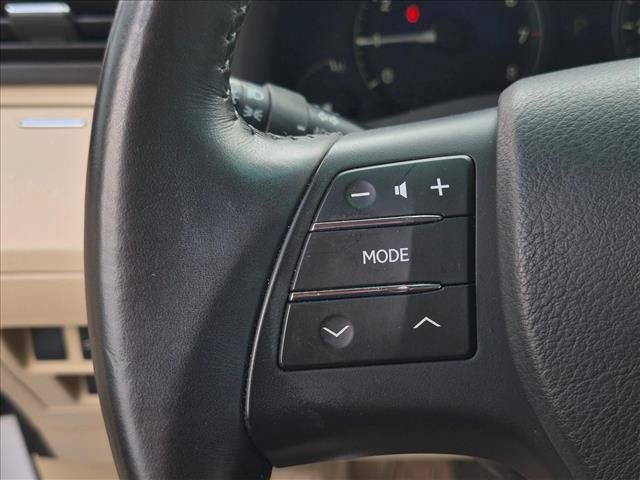Used 2012 Lexus RX 350 FWD w/ Premium Pkg image 9