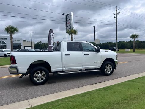 Certified 2026 RAM 2500 Big Horn AWD/4WD image 5