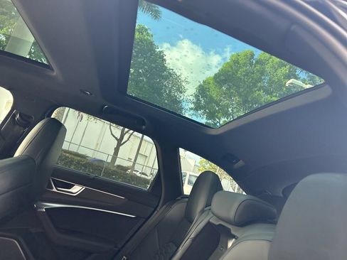 Used 2022 Audi RS 6 w/ Carbon Optic Package AWD/4WD image 22