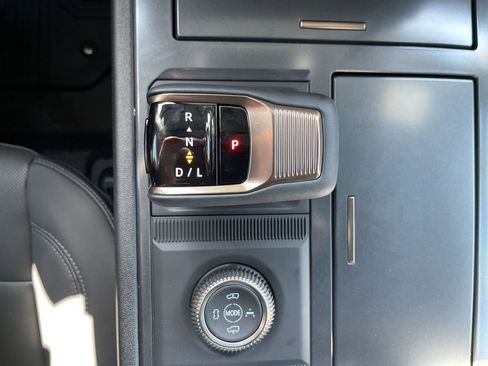 New 2025 GMC Hummer EV 3X w/ LPO, Roof Cross Rail Package image 16