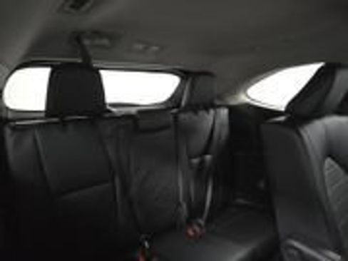 Used 2023 Toyota Highlander FWD image 14