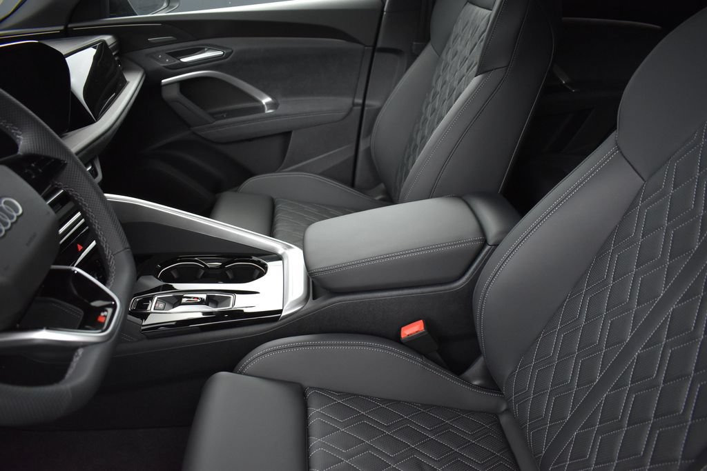 New 2026 Audi SQ5 Premium Plus AWD/4WD image 9
