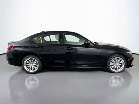 Certified 2023 BMW 330i xDrive Sedan w/ Driving Assistance Package AWD/4WD image 7