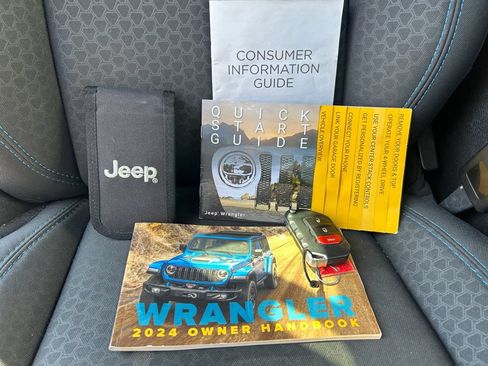 Used 2024 Jeep Wrangler Unlimited Rubicon 4xe AWD/4WD image 19