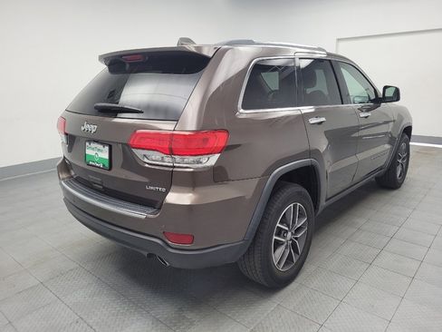 Used 2018 Jeep Grand Cherokee Limited AWD/4WD image 9