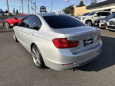 Used 2015 BMW 328i xDrive Sedan AWD/4WD image 3