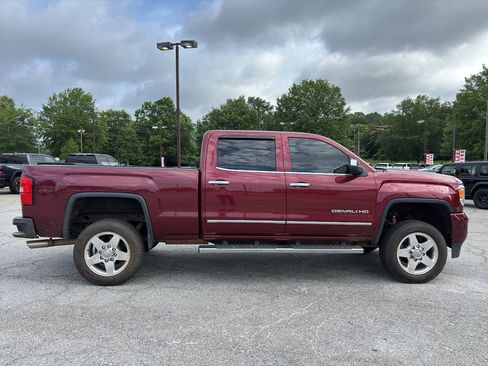 Used 2015 GMC Sierra 2500 Denali AWD/4WD image 8