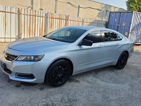 Used 2015 Chevrolet Impala LTZ FWD image 4