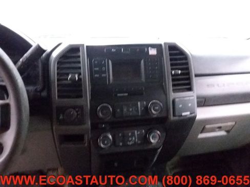 Used 2017 Ford F250 XL w/ Power Equipment Group image 10