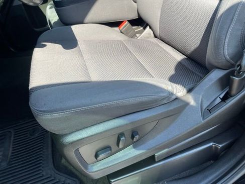 Used 2018 Chevrolet Silverado 1500 LT w/ Midnight Edition image 18