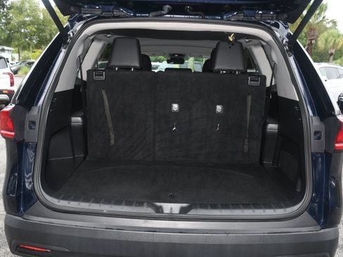 Certified 2024 Toyota Grand Highlander AWD image 17
