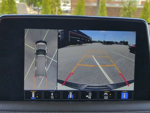 Used 2022 Chevrolet Tahoe High Country AWD/4WD image 21