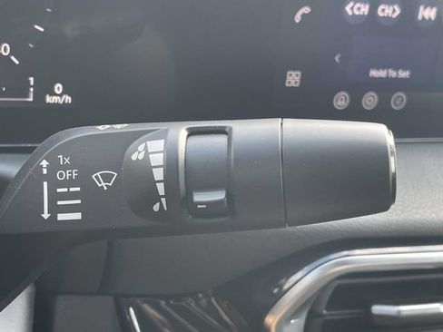 Used 2026 Nissan Sentra SR w/ Floor Mat Package FWD image 24