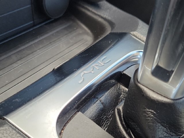 Used 2022 Ford Mustang Premium RWD image 27