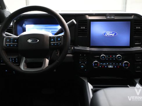 Used 2025 Ford F350 Lariat AWD/4WD image 19