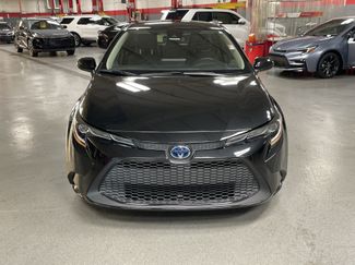Used 2022 Toyota Corolla LE video 3