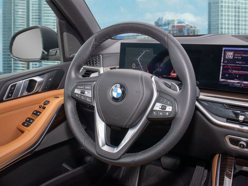 Used 2026 BMW X5 sDrive40i image 22