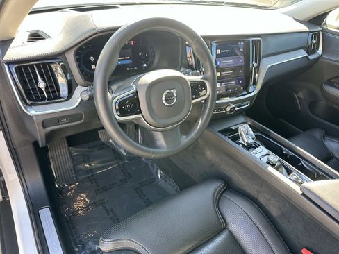 Certified 2023 Volvo V60 B5 Cross Country Ultimate w/ Climate Package image 9