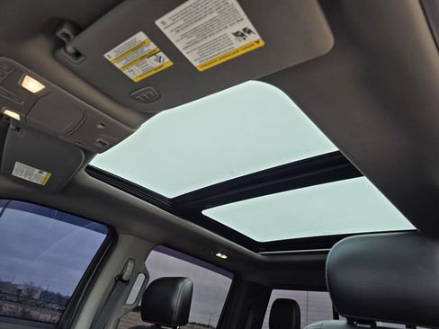 Used 2018 Ford F150 Lariat w/ Equipment Group 502A Luxury image 20