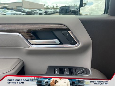 New 2026 GMC Sierra 1500 SLE image 17