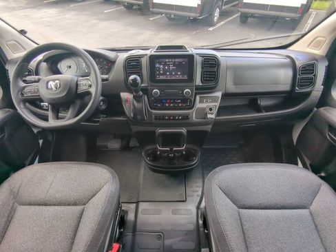 Used 2023 RAM ProMaster 2500 FWD image 16