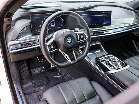 Used 2026 BMW 740i xDrive AWD/4WD image 10
