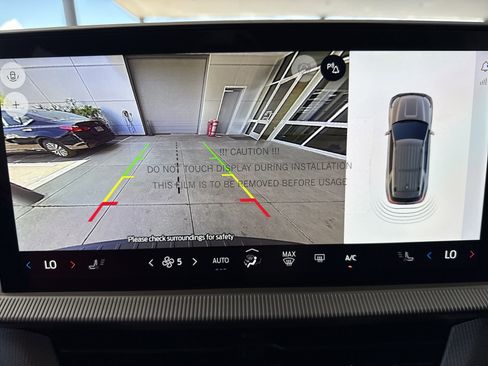 New 2025 Ford Explorer Active image 32