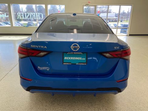Used 2021 Nissan Sentra SV image 6