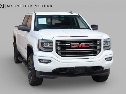 Used 2017 GMC Sierra 1500 SLT w/ All Terrain X Package image 6