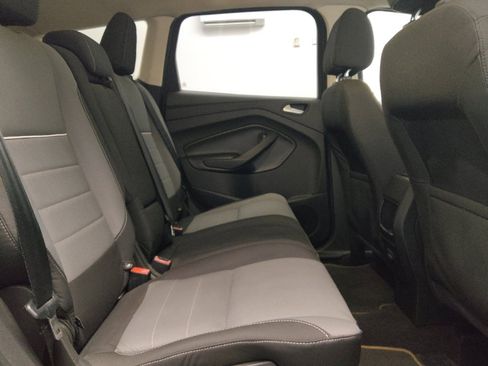 Used 2014 Ford Escape SE FWD image 19