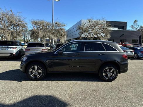 Used 2021 Mercedes-Benz GLC 300 image 2