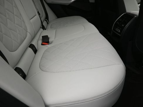 New 2026 BMW X5 sDrive40i RWD image 22