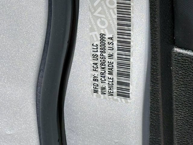 Used 2023 Jeep Grand Cherokee L Limited AWD/4WD image 21