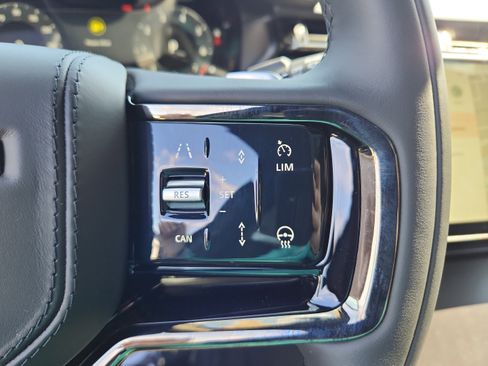 New 2026 Land Rover Range Rover Velar Dynamic SE image 20