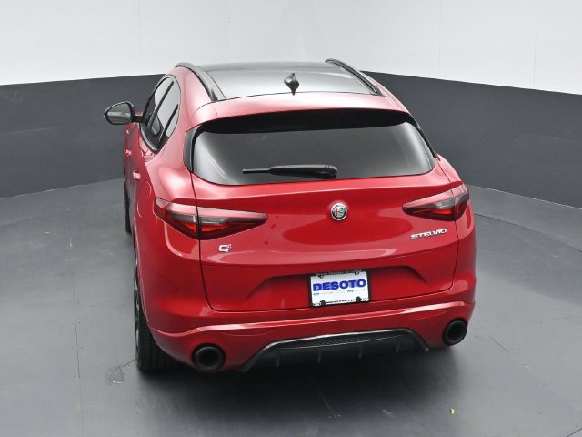 Used 2023 Alfa Romeo Stelvio Veloce AWD/4WD image 42